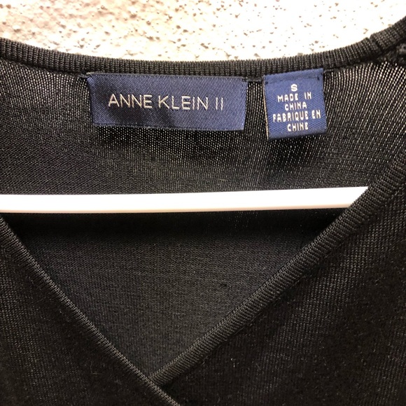 Black long sleeve shirt - Picture 3 of 3